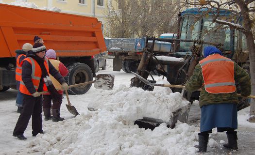 Уборка и чистка снега в Санкт-Петербурге